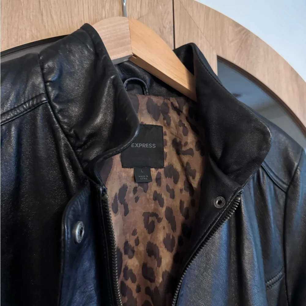 Express Black Genuine Leather Moto Jacket Women Large Leopard Lining Biker - Picture 1 of 8